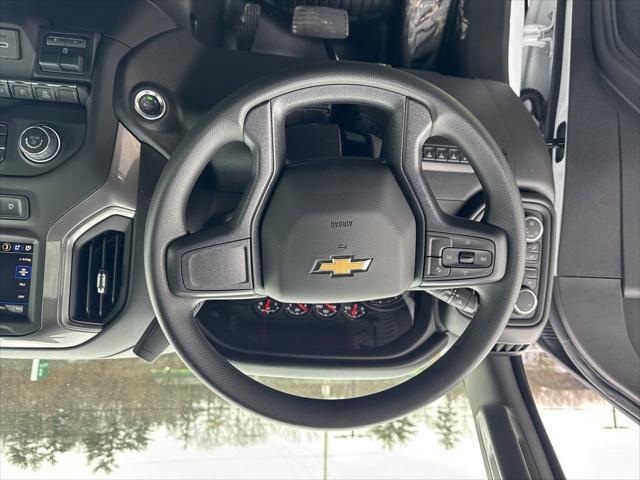 Photo of 2025 Summit White Chevrolet Silverado 3500