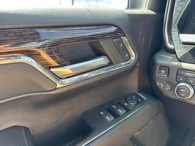 Photo of 2023 Onyx Black GMC Sierra 1500