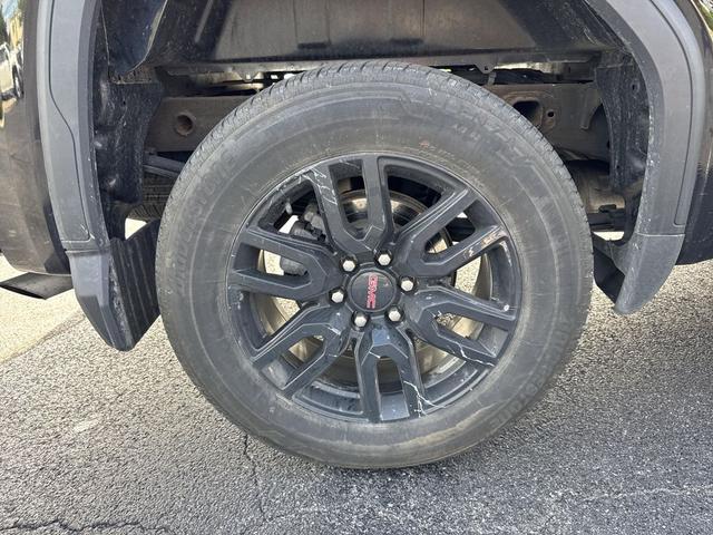 Photo of 2023 Onyx Black GMC Sierra 1500