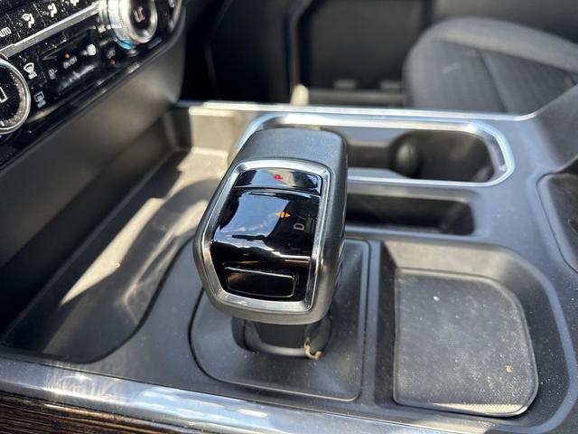 Photo of 2023 Onyx Black GMC Sierra 1500