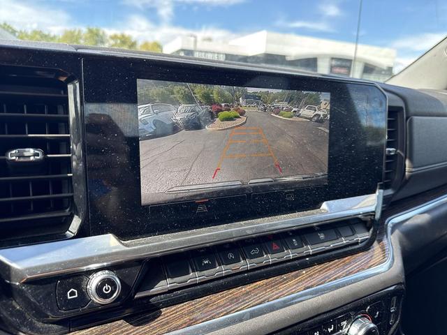Photo of 2023 Onyx Black GMC Sierra 1500