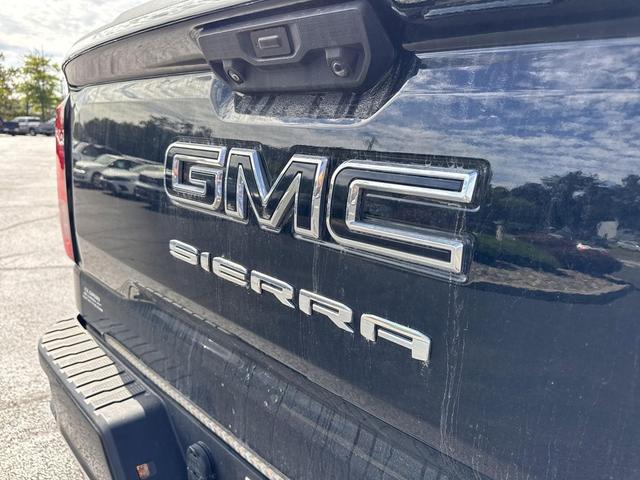 Photo of 2023 Onyx Black GMC Sierra 1500