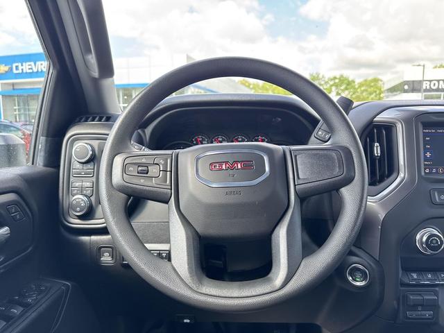 Photo of 2025 Summit White GMC Sierra 3500
