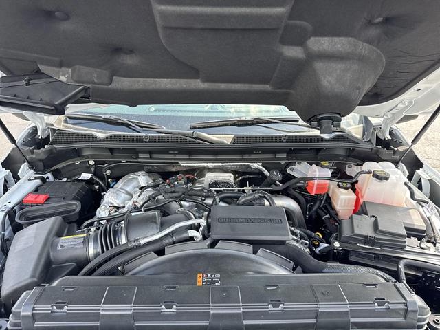 Photo of 2025 Summit White GMC Sierra 3500