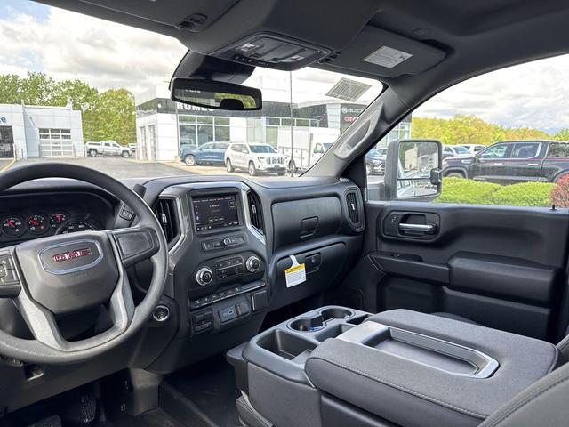 Photo of 2025 Summit White GMC Sierra 3500
