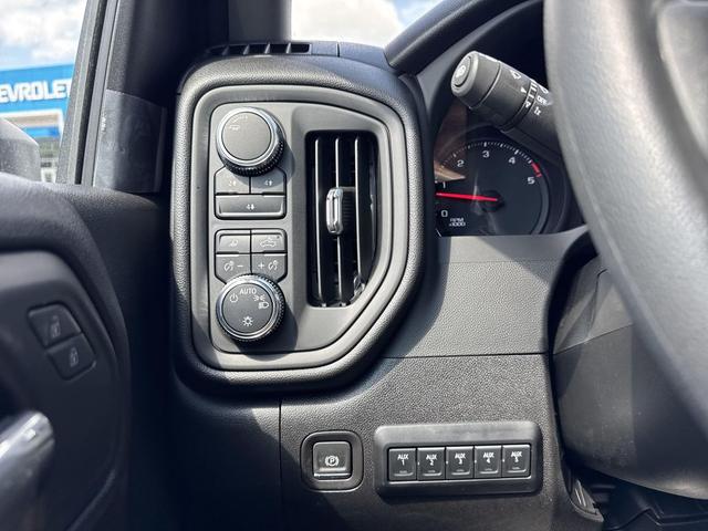 Photo of 2025 Summit White GMC Sierra 3500