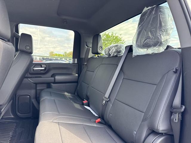 Photo of 2025 Summit White GMC Sierra 3500