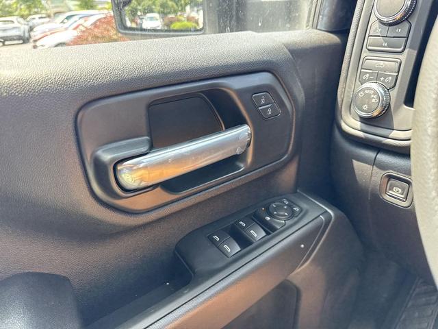 Photo of 2025 Summit White GMC Sierra 3500