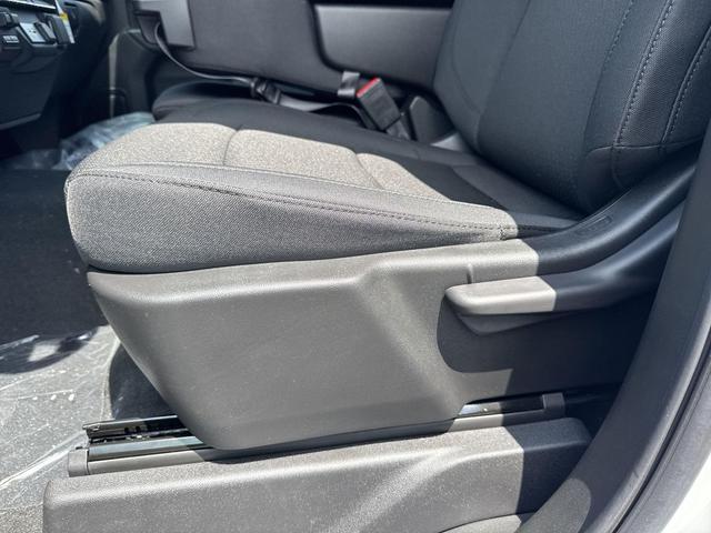 Photo of 2025 Summit White GMC Sierra 3500