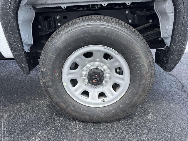 Photo of 2025 Summit White GMC Sierra 3500