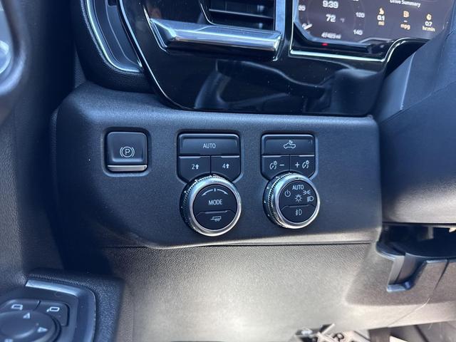 Photo of 2023 Onyx Black GMC Sierra 1500