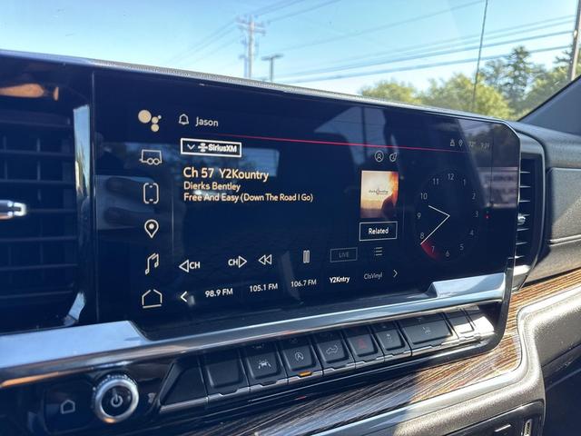 Photo of 2023 Onyx Black GMC Sierra 1500