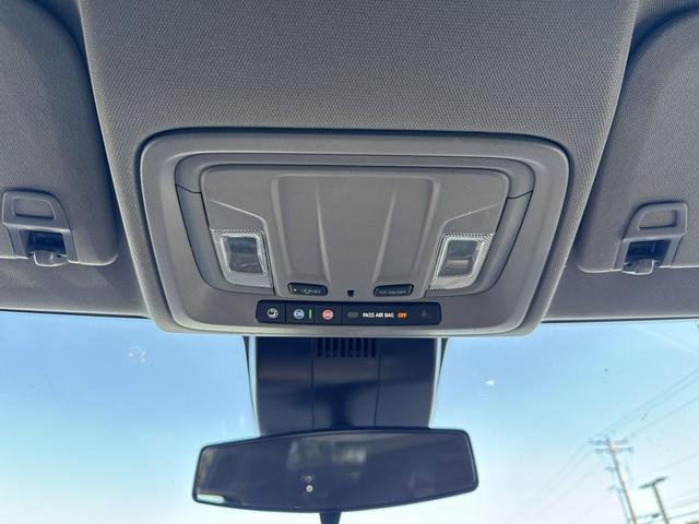 Photo of 2023 Onyx Black GMC Sierra 1500