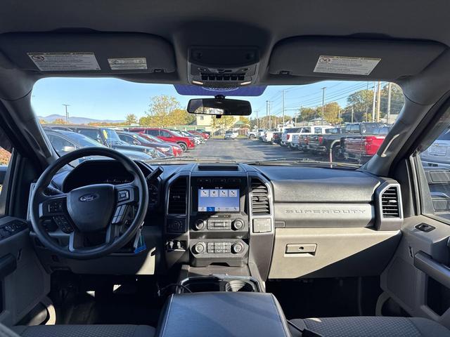 Photo of 2019 Agate Black Metallic Ford F-250