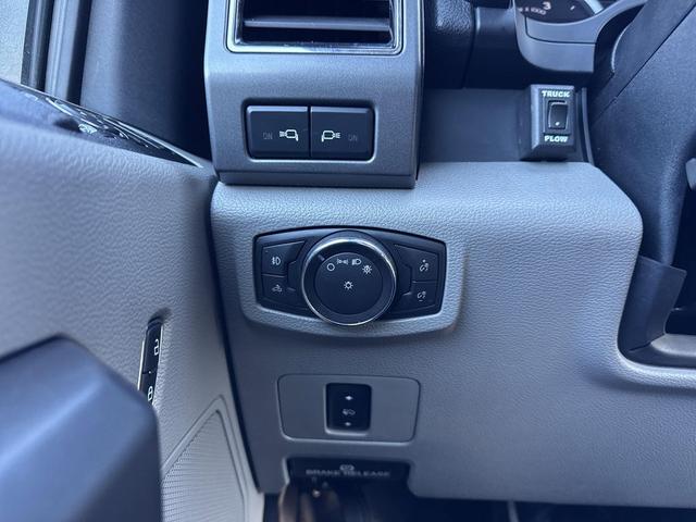 Photo of 2019 Agate Black Metallic Ford F-250