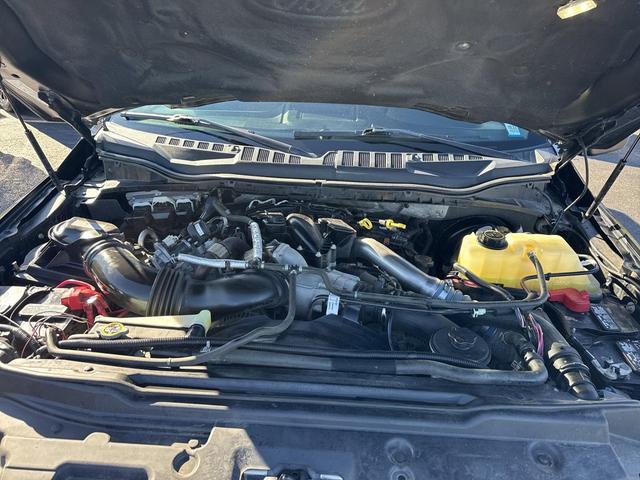 Photo of 2019 Agate Black Metallic Ford F-250
