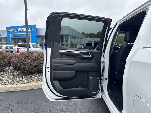 Photo of 2023 Summit White Chevrolet Silverado 1500