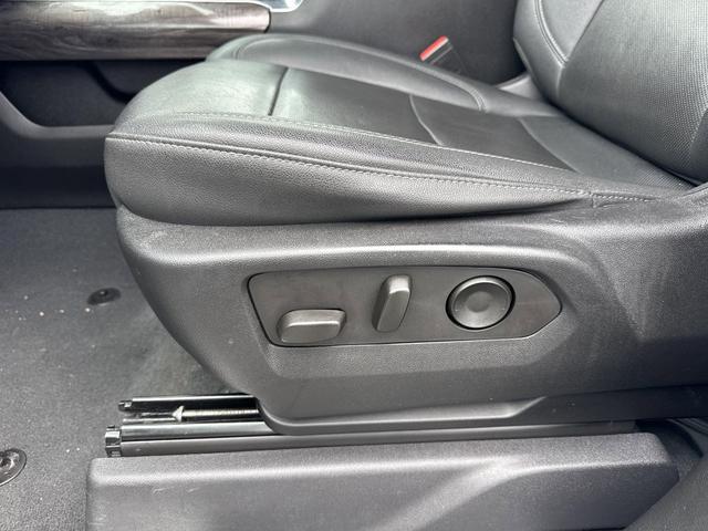 Photo of 2023 Summit White Chevrolet Silverado 1500