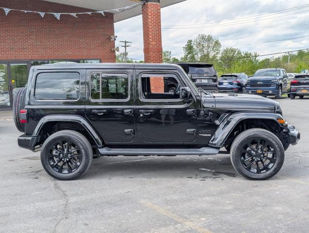 Photo of 2021 Black Clearcoat Jeep Wrangler Unlimited