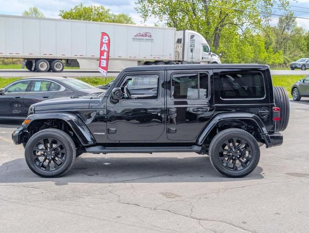 Photo of 2021 Black Clearcoat Jeep Wrangler Unlimited