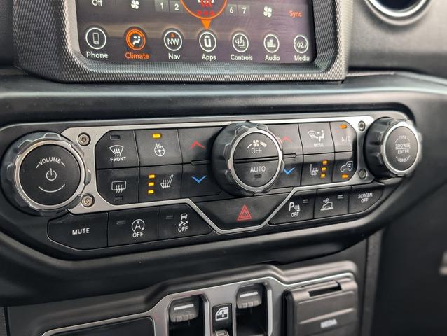 Photo of 2021 Black Clearcoat Jeep Wrangler Unlimited