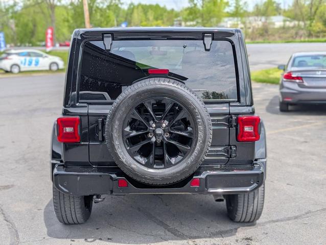 Photo of 2021 Black Clearcoat Jeep Wrangler Unlimited