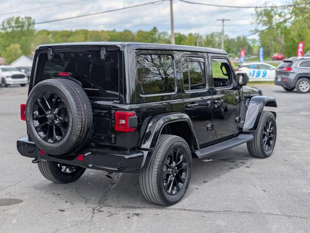 Photo of 2021 Black Clearcoat Jeep Wrangler Unlimited