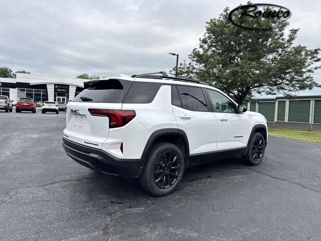 Photo of 2026 Summit White GMC Terrain