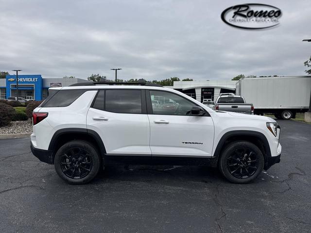 Photo of 2026 Summit White GMC Terrain