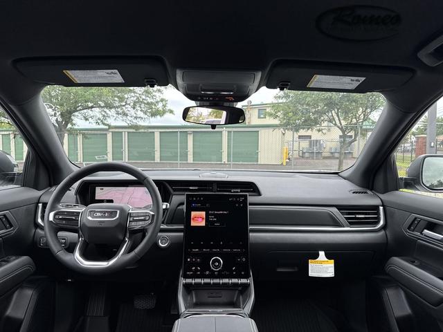 Photo of 2026 Summit White GMC Terrain