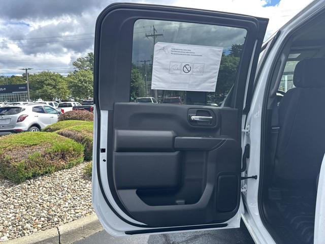 Photo of 2025 Summit White GMC Sierra 3500