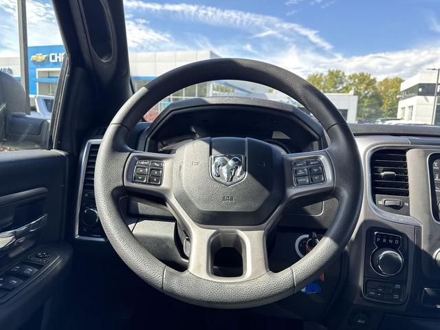 Photo of 2022 Diamond Black Crystal Pearlcoat RAM 1500 Classic