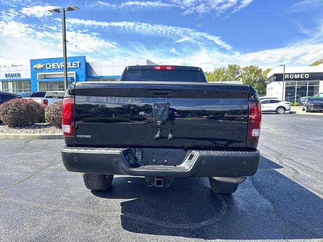 Photo of 2022 Diamond Black Crystal Pearlcoat RAM 1500 Classic