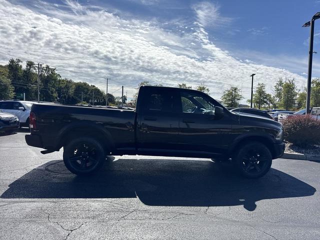 Photo of 2022 Diamond Black Crystal Pearlcoat RAM 1500 Classic