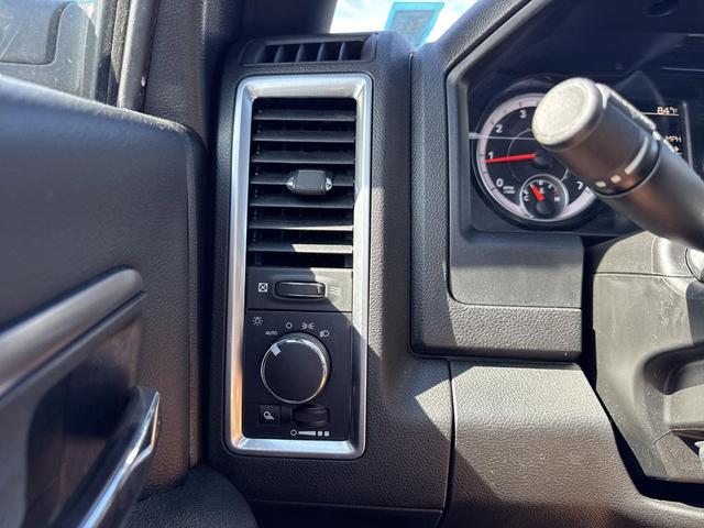 Photo of 2022 Diamond Black Crystal Pearlcoat RAM 1500 Classic