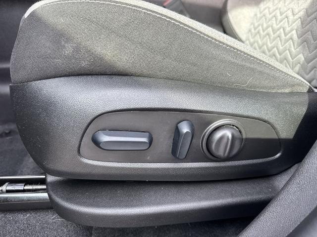 Photo of 2024 Mosaic Black Metallic Chevrolet Equinox