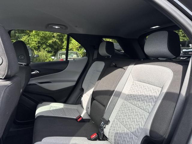Photo of 2024 Mosaic Black Metallic Chevrolet Equinox