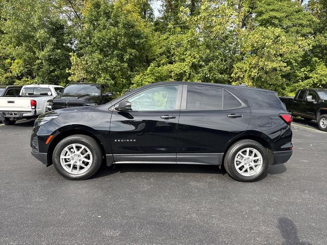 Photo of 2024 Mosaic Black Metallic Chevrolet Equinox