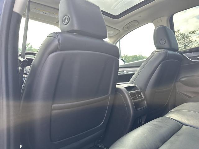 Photo of 2017 Stellar Black Metallic Cadillac XT5
