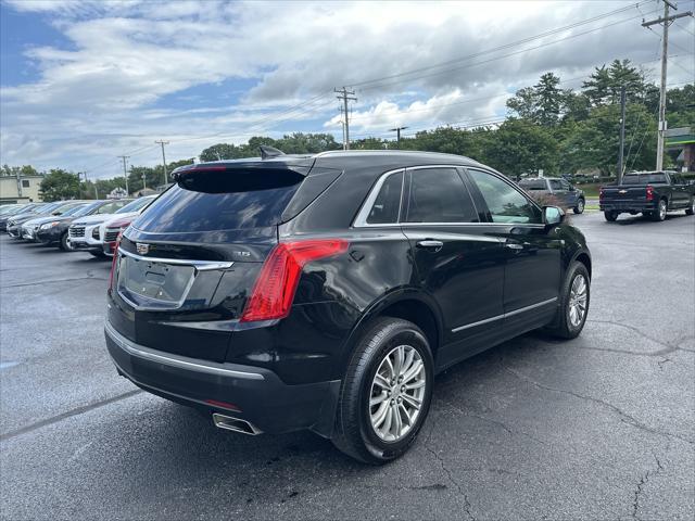 Photo of 2017 Stellar Black Metallic Cadillac XT5