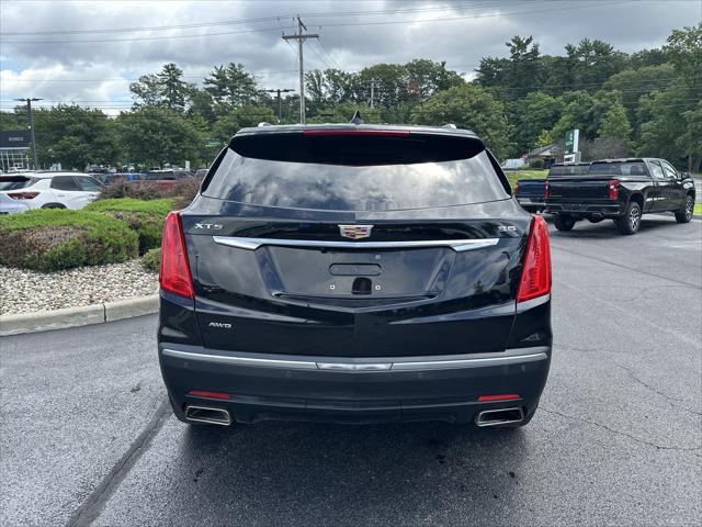 Photo of 2017 Stellar Black Metallic Cadillac XT5
