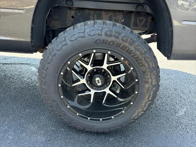 Photo of 2018 Brilliant Black Crystal Pearlcoat RAM 3500