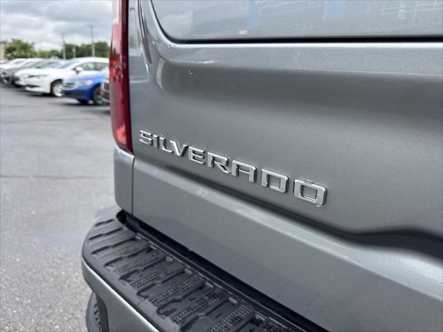 Photo of 2025 Sterling Gray Metallic Chevrolet Silverado 1500