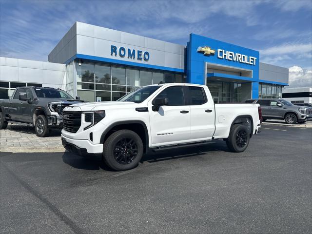 Photo of 2025 Summit White GMC Sierra 1500