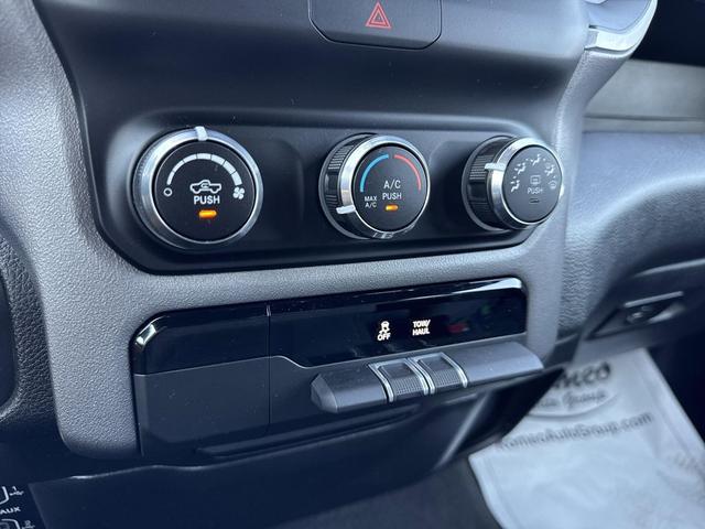 Photo of 2022 Billet Silver Metallic Clearcoat RAM 1500