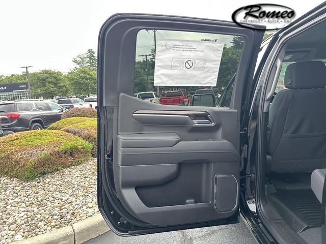 Photo of 2025 Onyx Black GMC Sierra 1500