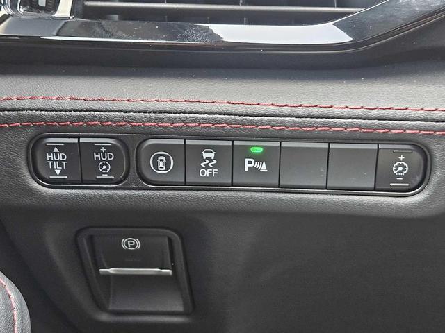 Photo of 2024 Liquid Carbon Metallic Acura MDX