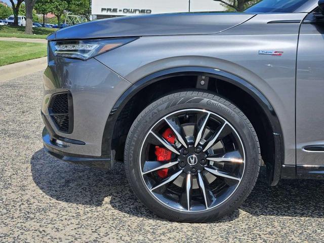 Photo of 2024 Liquid Carbon Metallic Acura MDX