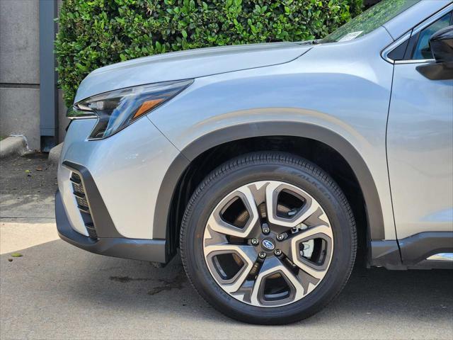 Photo of 2024 Ice Silver Metallic Subaru Ascent