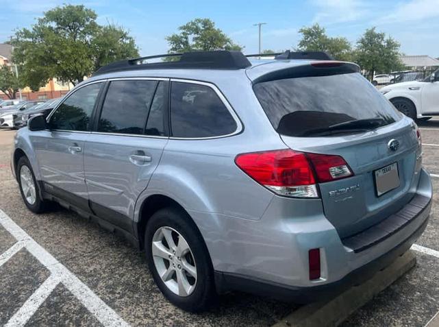Photo of 2013 Ice Silver Metallic Subaru Outback